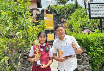 JUARA III OLIMPIADE BAHASA INDONESIA TINGKAT SD SE-BALI UNIVERSITAS MAHASARASWATI DENPASAR