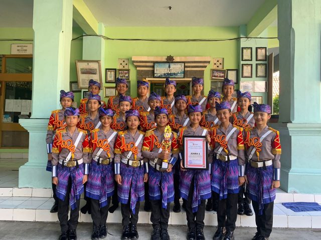 e85b7f4f-72a3-456c-b719-574972e2be15